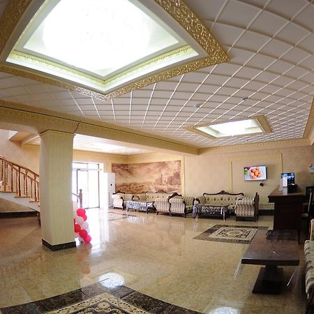 Hotel Afrosiyob Карши Екстериор снимка