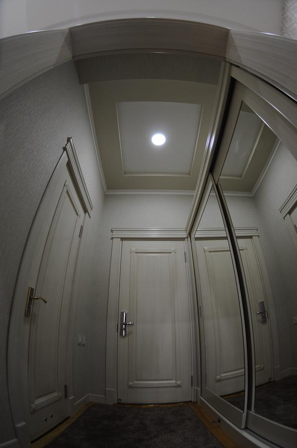 Hotel Afrosiyob Карши Екстериор снимка