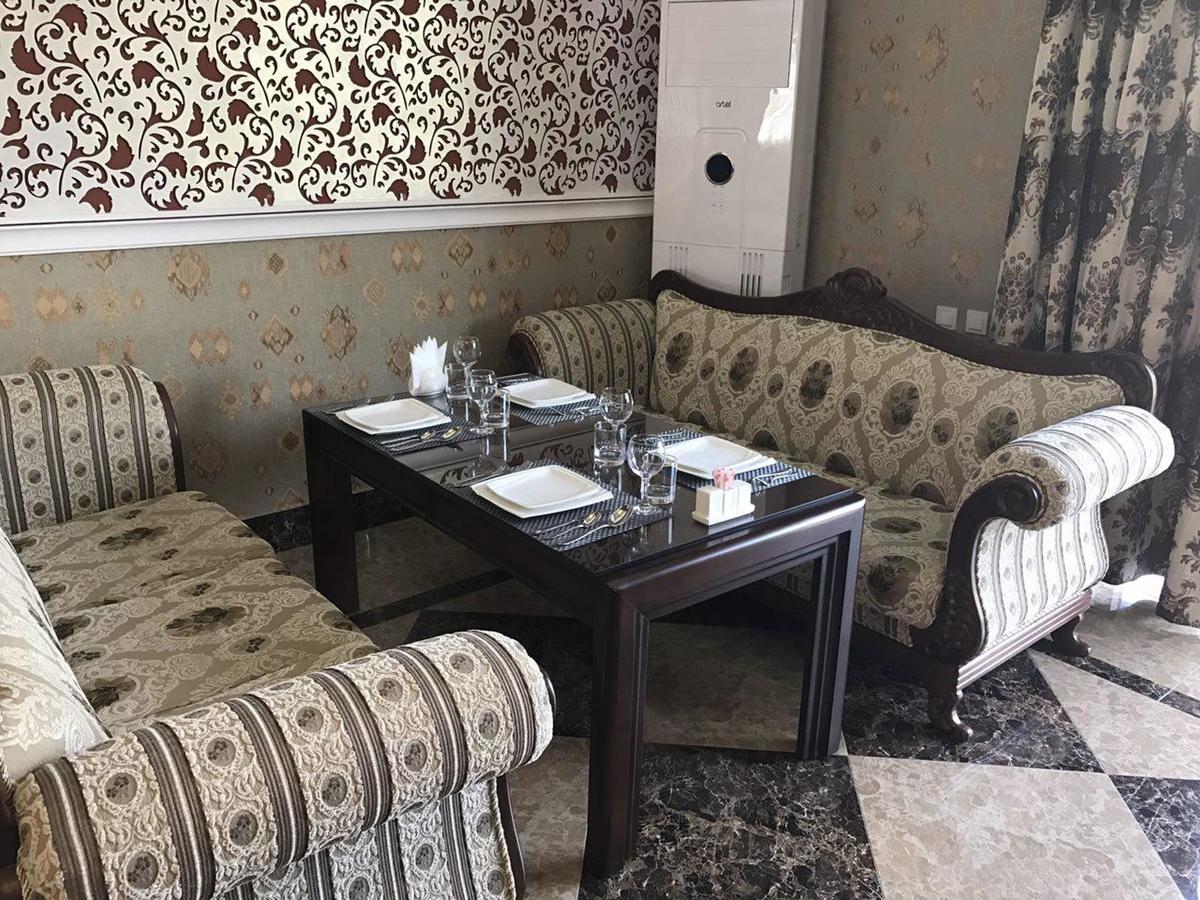 Hotel Afrosiyob Карши Екстериор снимка